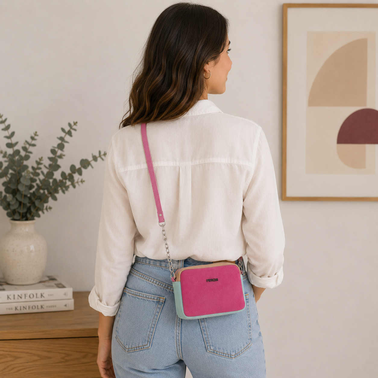 Bolso pequeño de piel rosa fucsia