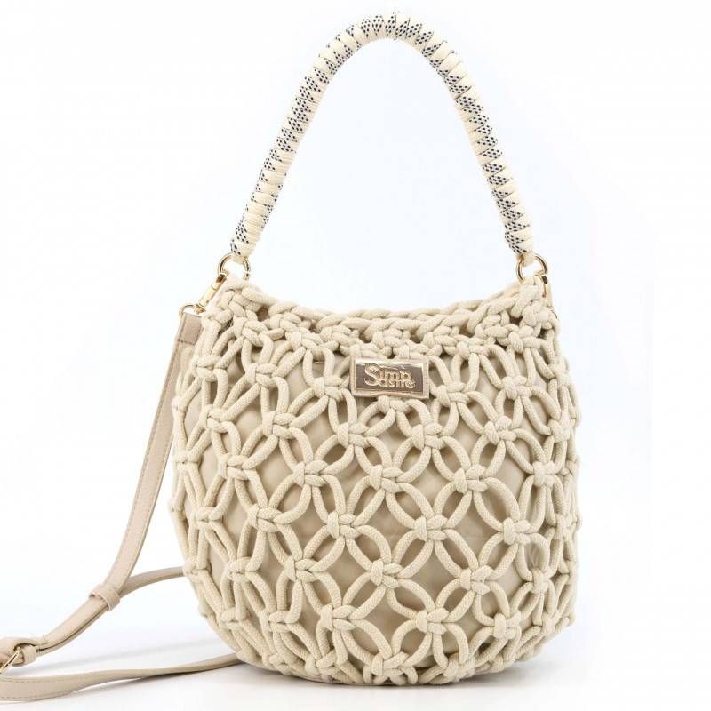 Bolso alargado con cordón color beige