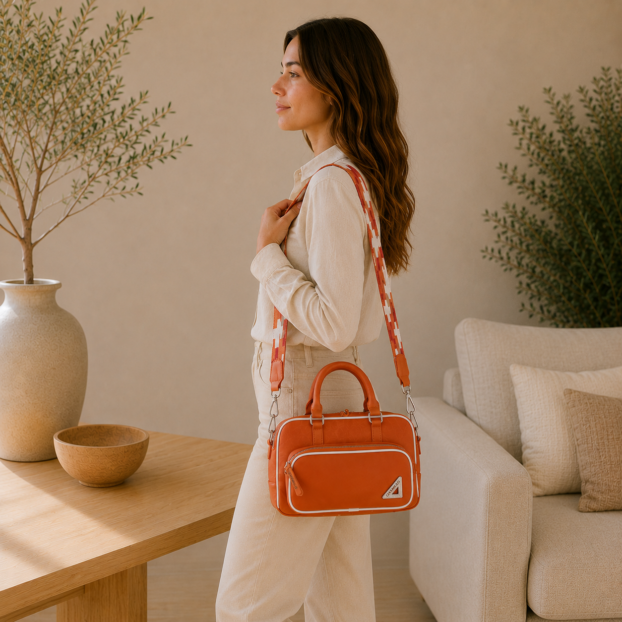 Bolso de piel naranja