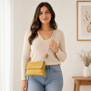 Bolso de cuero amarillo