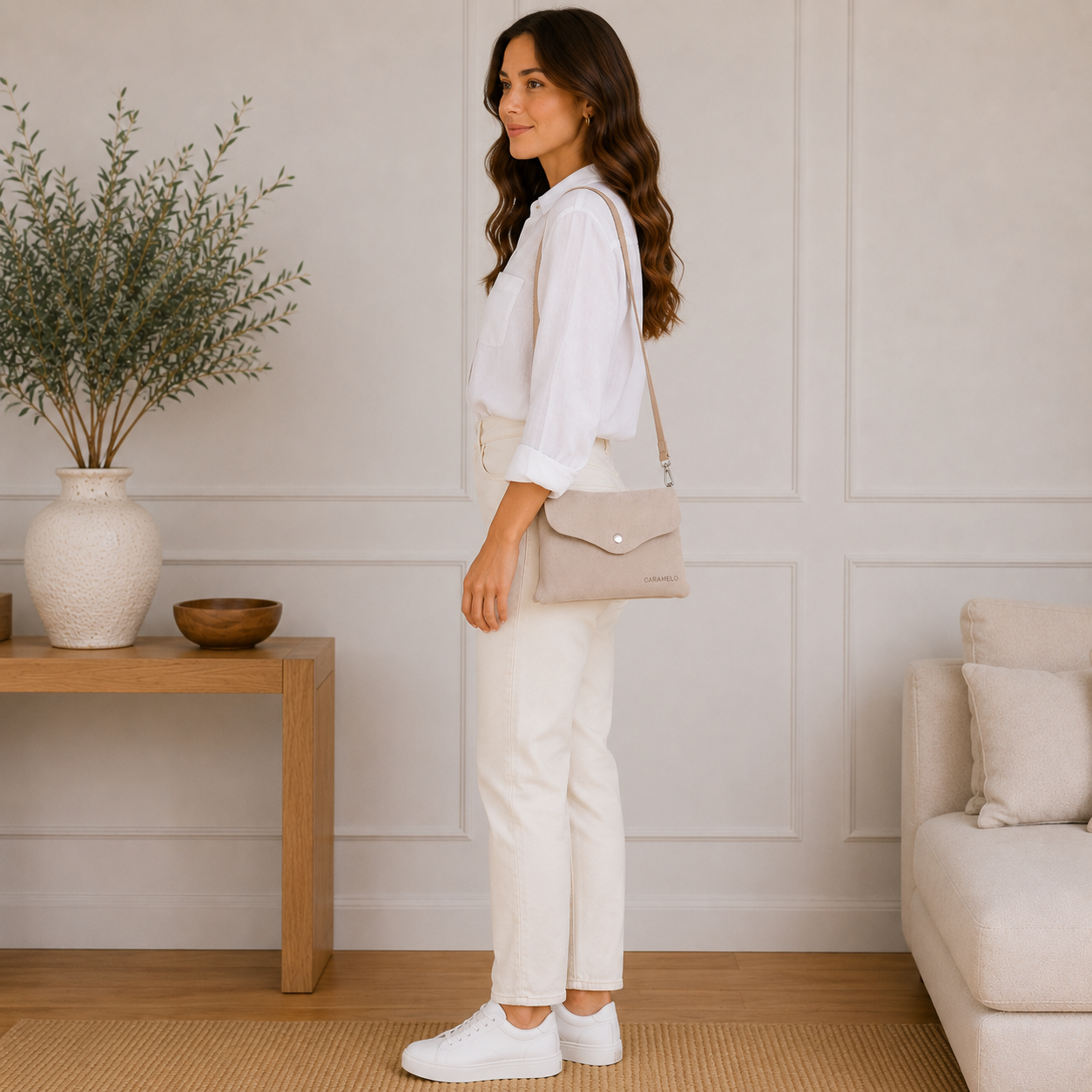 Bolso de hombro beige