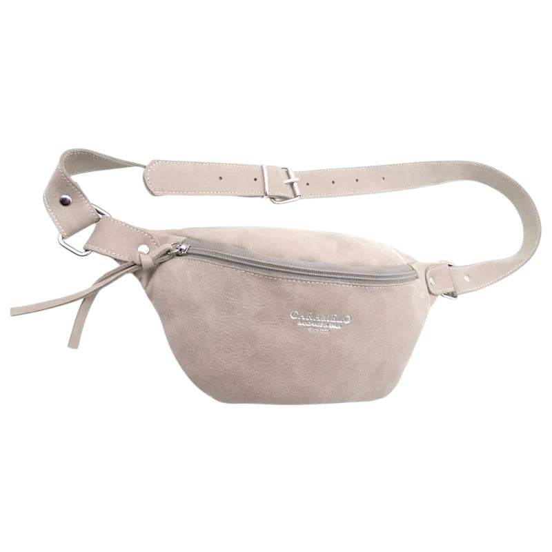 riñonera de cuero beige