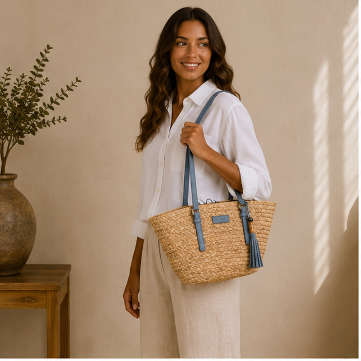bolso de mano tejido azul