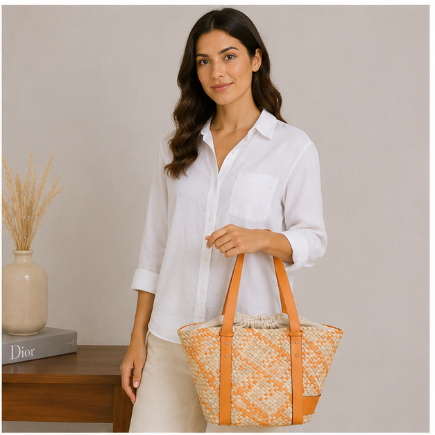 Bolso de hombro naranja con cordón ajustable