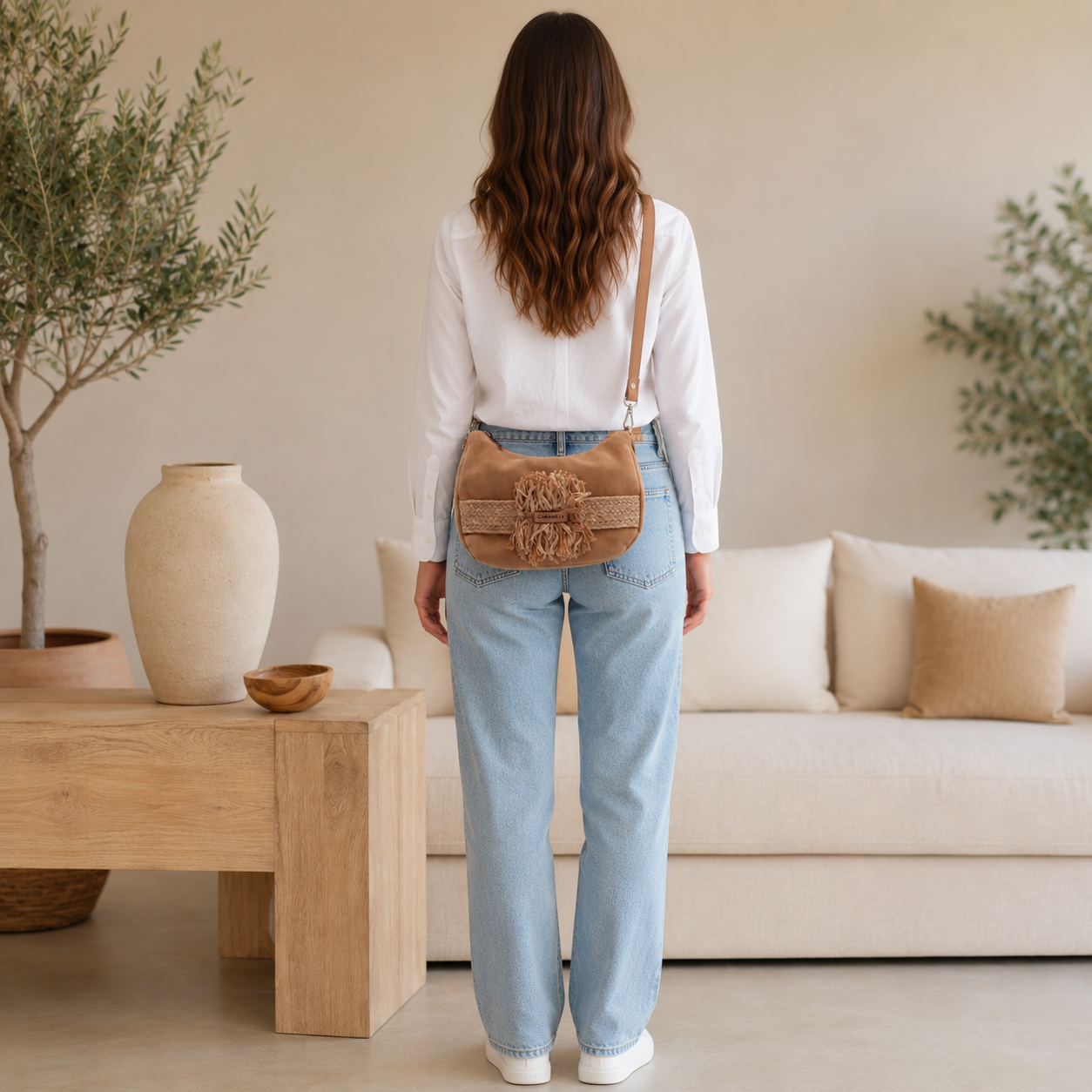 Bolso de hombro color camello