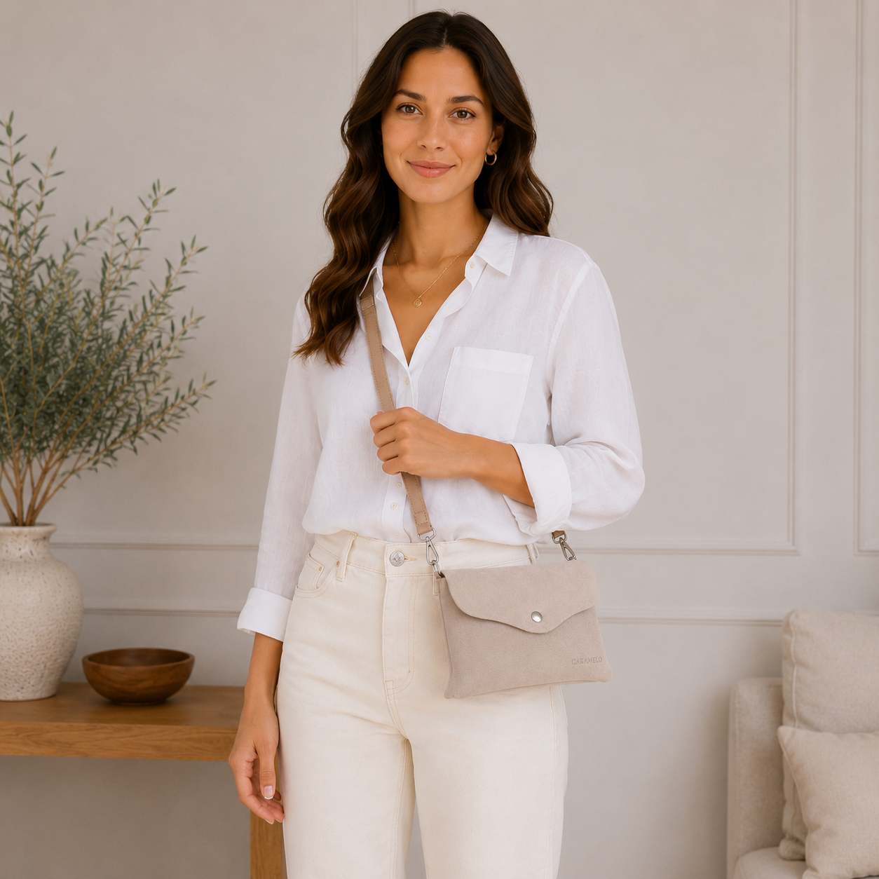 Bolso de hombro beige